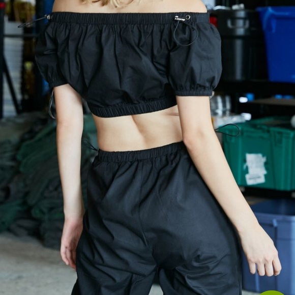 SOLD Piece WIND BREAKER SET | ACCEPTING OFFERS! - Picture 6 of 8